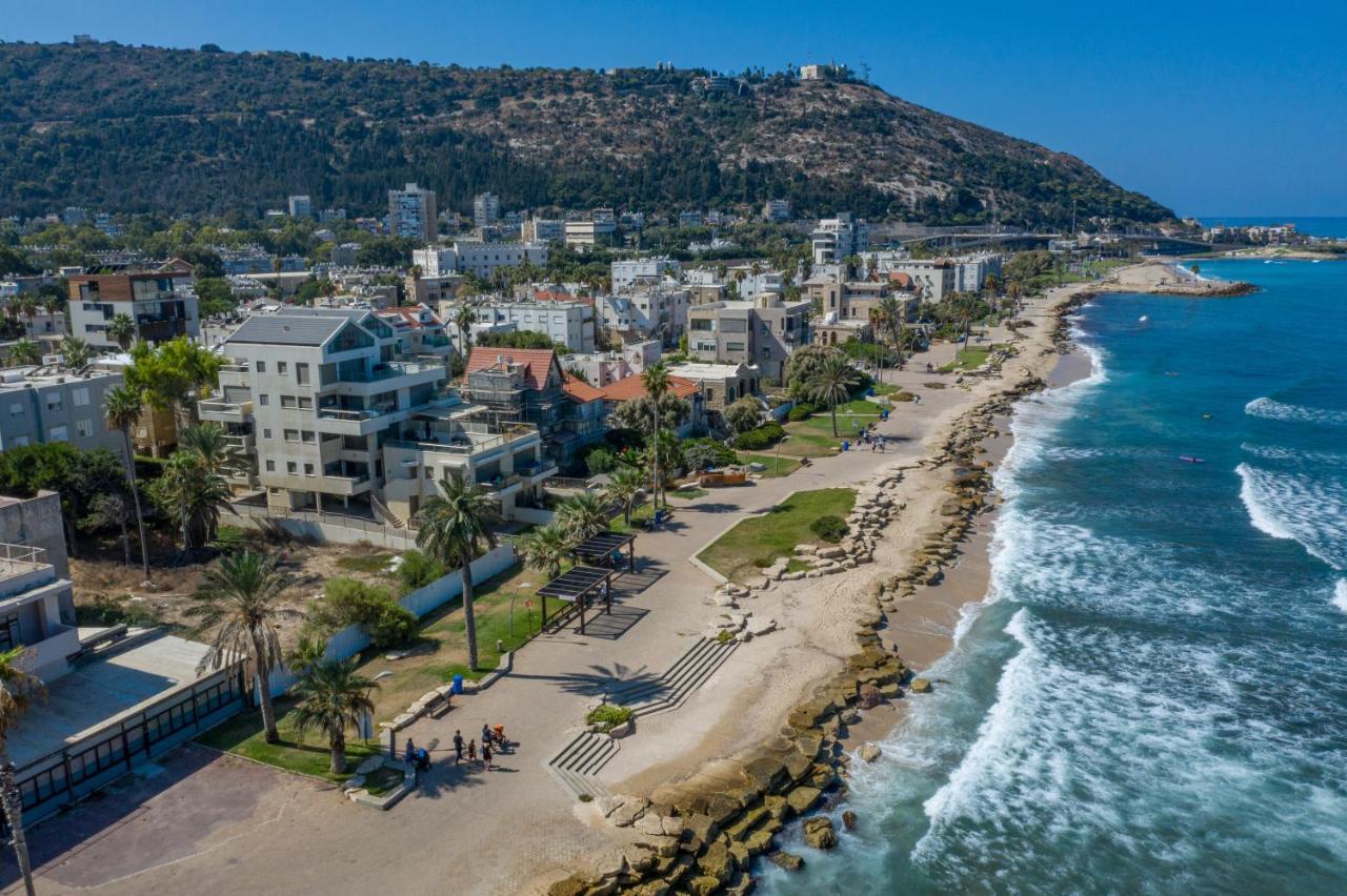Port City Haifa - Luxury Apartments 50 Mtrs From The Beach Exteriör bild